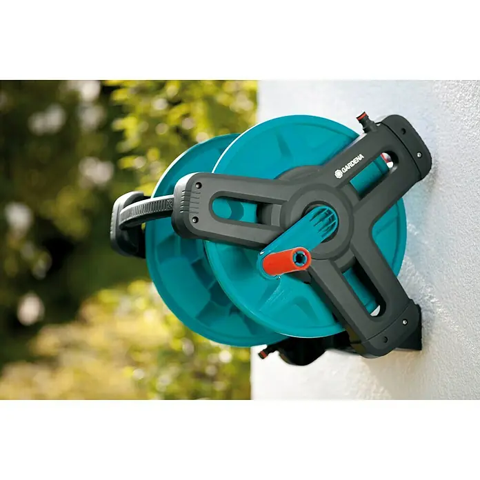 Gardena Classic Wandschlauchtrommel 50 Set - Schlauchlänge: 20 m - Linke Seitenansicht