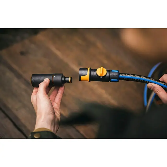 Fiskars Gartenschlauch - 20 m, Schlauchdurchmesser: 13 mm (½″) - Stimmungsaufnahme