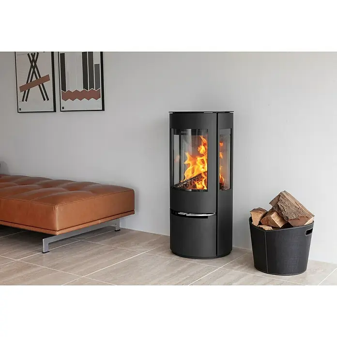 Aduro Kaminofen 22 - 5,5 kW, Raumheizvermögen: 340 m³, Mit Holzfach, Schwarz - Stimmungsaufnahme