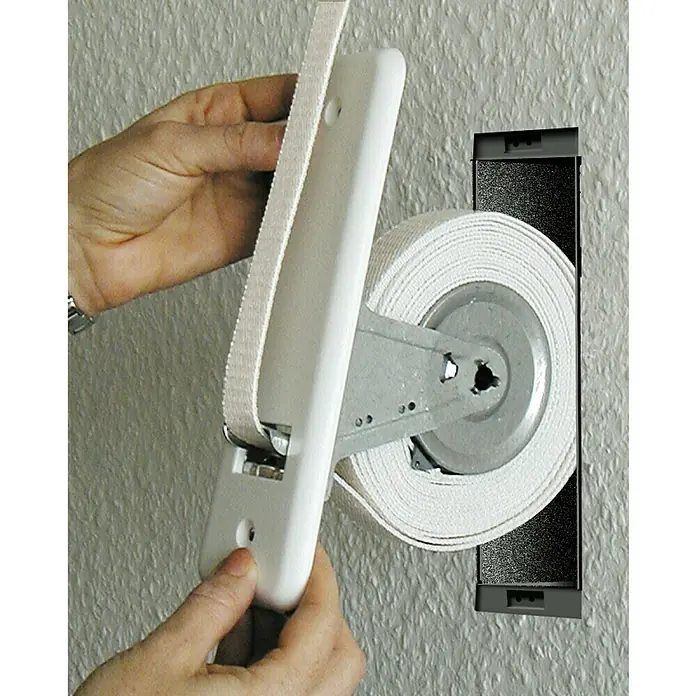 Schellenberg Polea 50201 - Distancia entre orificios: 185 mm, Anchura de la correa: 23 mm, Zincado - Producto en uso