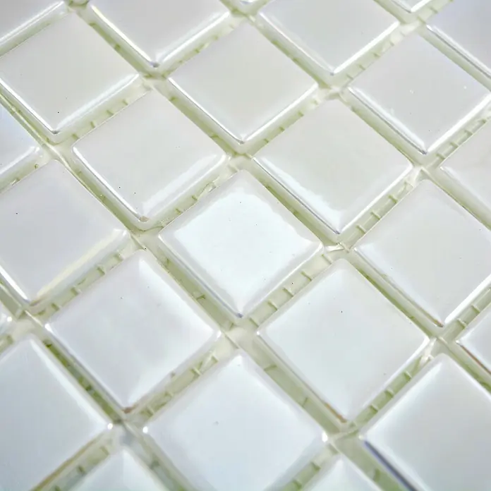 Mosaikfliese Quadrat Eco Uni SANDY 02 - 31,5 x 31,5 cm, Weiß, Glänzend - Detailaufnahme