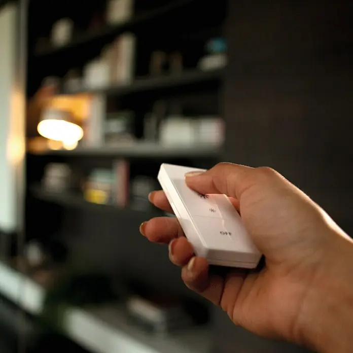 Philips Hue LED-Einbauspot Milliskin - 5,5 W, Lichtfarbe: Kaltweiß, Durchmesser: 9 cm, Weiß - Stimmungsaufnahme