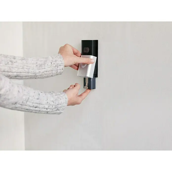 Ring Türklingel mit Kamera Video Doorbell 3 - 1.920 x 1.080 Pixel (Full HD), WLAN mit WPA2 Verschlüsselung, 2,4 GHz/5 GHz, IP64 - Anwendungsbeispiel