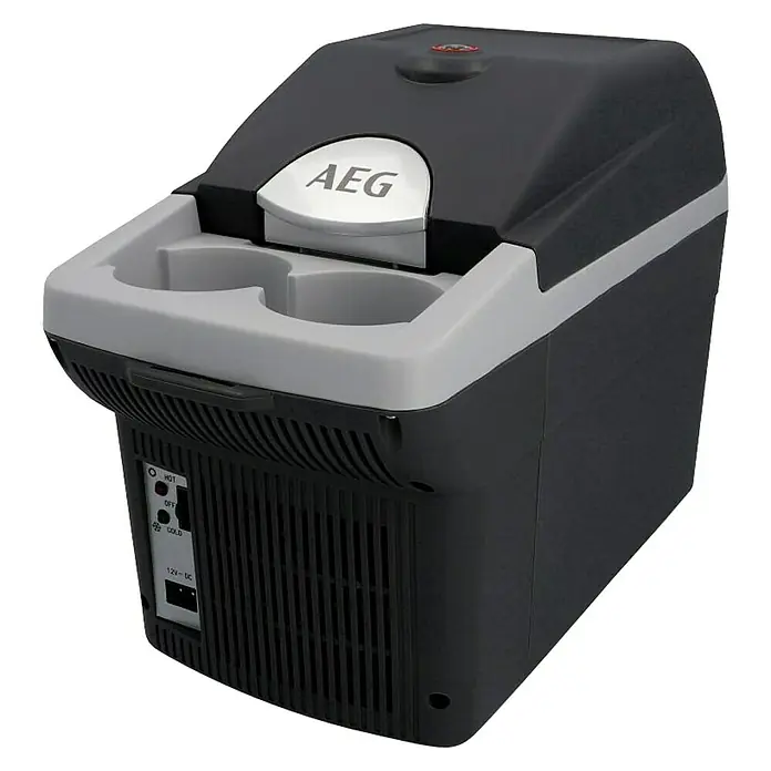 AEG Kühlbox BK6 - Schwarz, 2 Getränkehalter - Vorderansicht