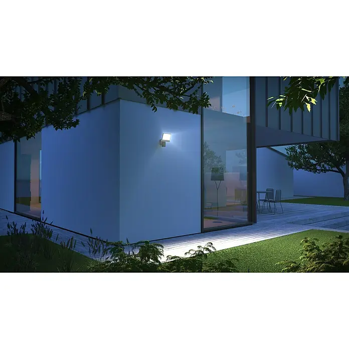 Steinel Led-wandlamp voor buiten - 21 W, 16,7 x 21 x 27,5 cm, IP44 - Sfeeropname