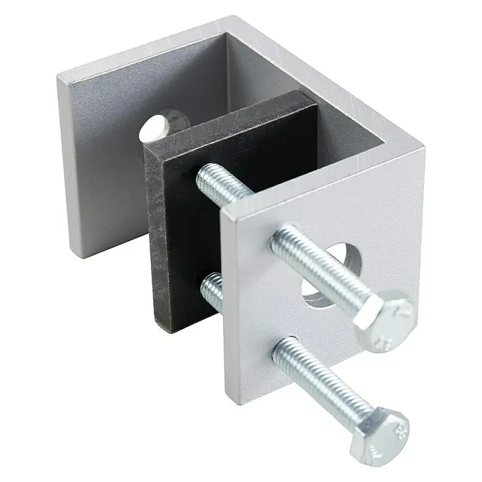 Room Plaza Klemmfuß - 60 x 40 mm, Spannweite: 45 mm, Silber, Passend für: Room Plaza Hygieneschutzglas - Linke Seitenansicht