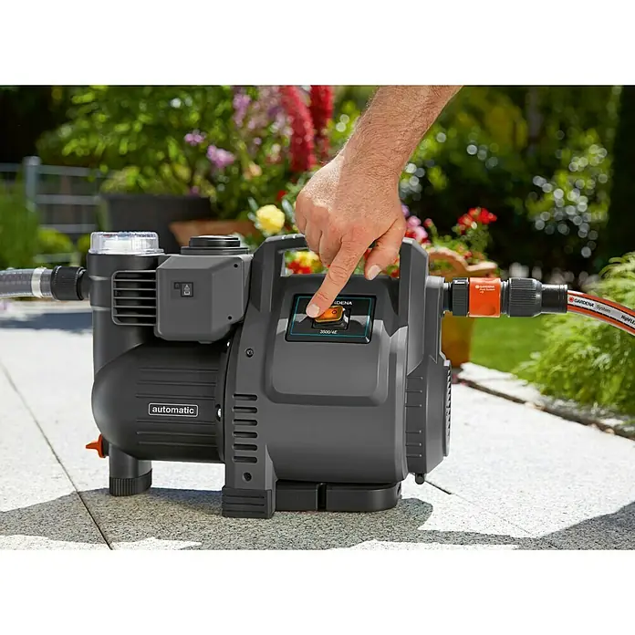 Gardena Classic Bomba de agua automática 3500/4E - 800 W, 3.500 l/h, 4 bar