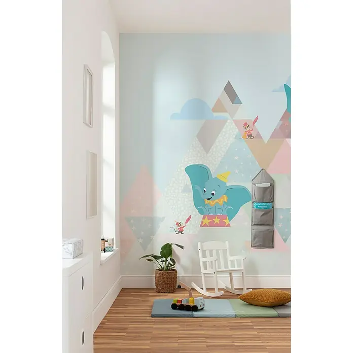 Komar Disney Edition 4 Fototapete Dumbo Flying Elephant - 6 -tlg., B x H: 300 x 280 cm, Vlies - Stimmungsaufnahme