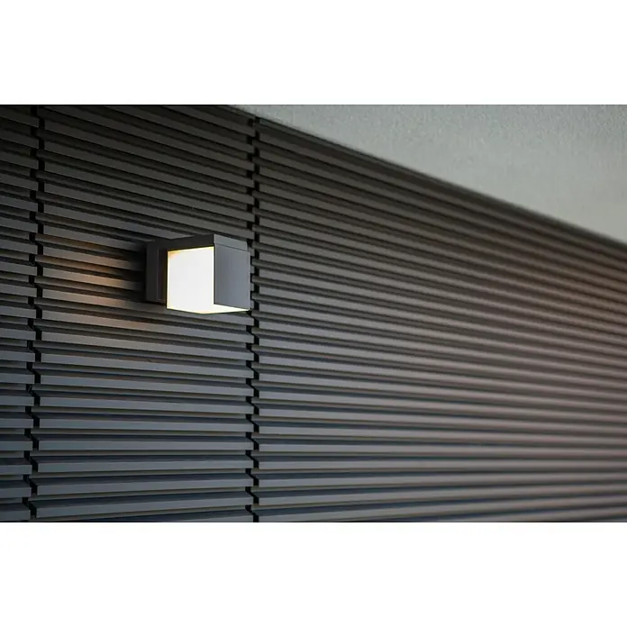 Lutec LED-Außenwandleuchte Cuba - 12 W, 10 x 14,8 x 11,6 cm, Anthrazit, IP54 - Stimmungsaufnahme