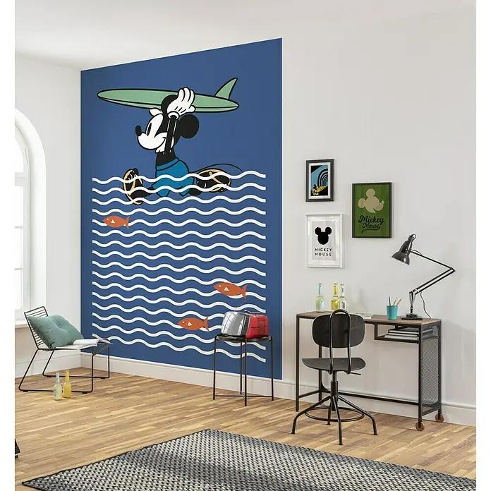 Komar Disney Edition 4 Fototapete Mickey Gone Surfin´ - 4 -tlg., B x H: 200 x 280 cm, Vlies - Stimmungsaufnahme