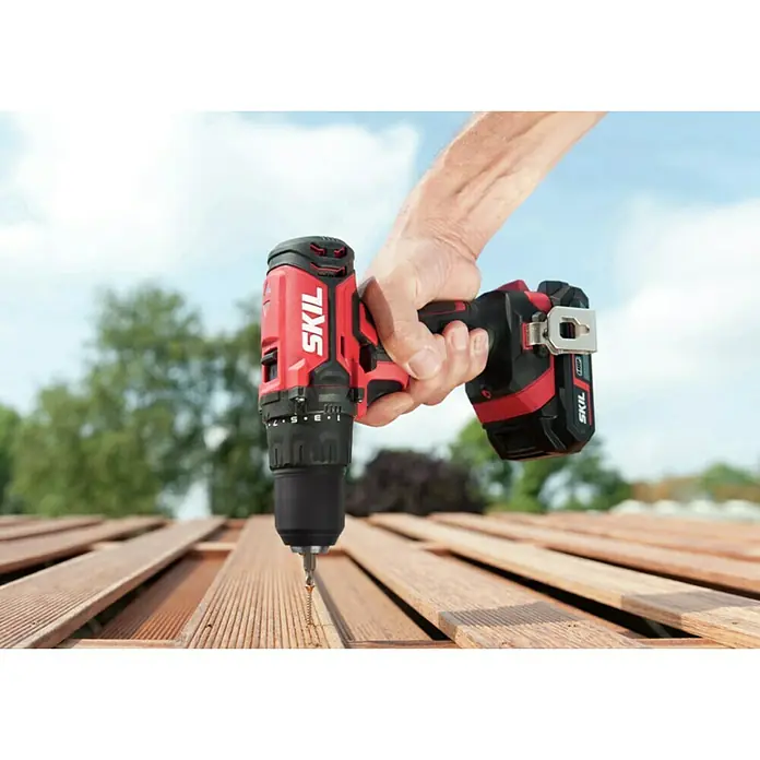 Bosch Akumulatorska bušilica/odvijač 3008 BA - 18 V, 2 Ah, 0 okr/min - 1.450 okr/min, 56 -dij. - Proizvod u upotrebi