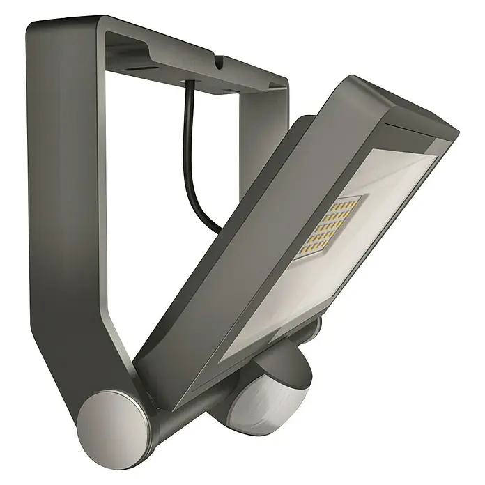 Steinel Sensor ledstraler XLED ONE XL - Antraciet, l x b x h: 22,2 x 25,9 x 21,5 cm, IP44 - Toepassingsvoorbeeld