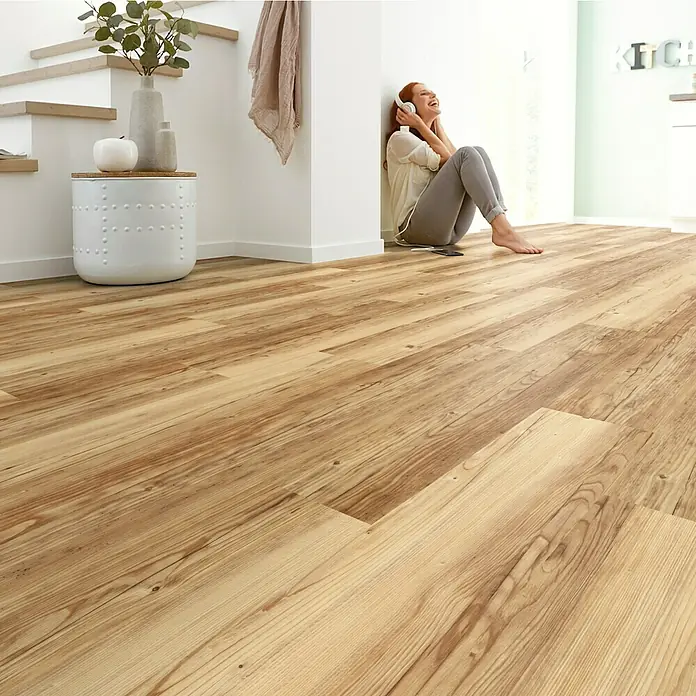 Decolife Designboden Nature Oak Castle - 1.220 x 185 x 10,5 mm, Landhausdiele - Stimmungsaufnahme