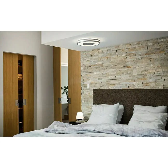 Philips Hue LED-Deckenleuchte rund Being - 32 W, Ø x H: 350 mm x 5 cm, Silber, Kaltweiß - Stimmungsaufnahme