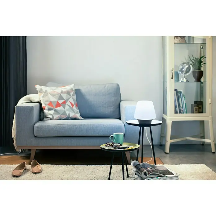 Philips Hue LED-Tischleuchte Wellness - 9,5 W, Weiß, Warmweiß - Stimmungsaufnahme