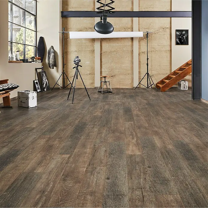 LOGOCLIC Ambienta Laminat Eiche Luga - 1.285 x 192 x 10 mm, Landhausdiele - Stimmungsaufnahme