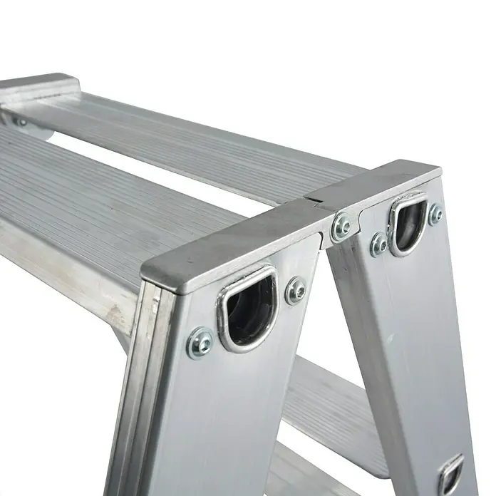 Krause Stabilo Stufen-Doppelleiter - Arbeitshöhe: 2,7 m, Anzahl Tritte: 2 x 5 Stufen, Tiefe Stufen: 80 mm, Aluminium - Detailaufnahme