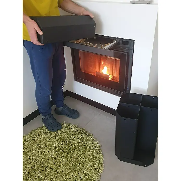 Pellet- & Kohlekorb Paul - L x B x H: 31 x 31 x 45,5 cm, Stahl, Schwarz - Stimmungsaufnahme