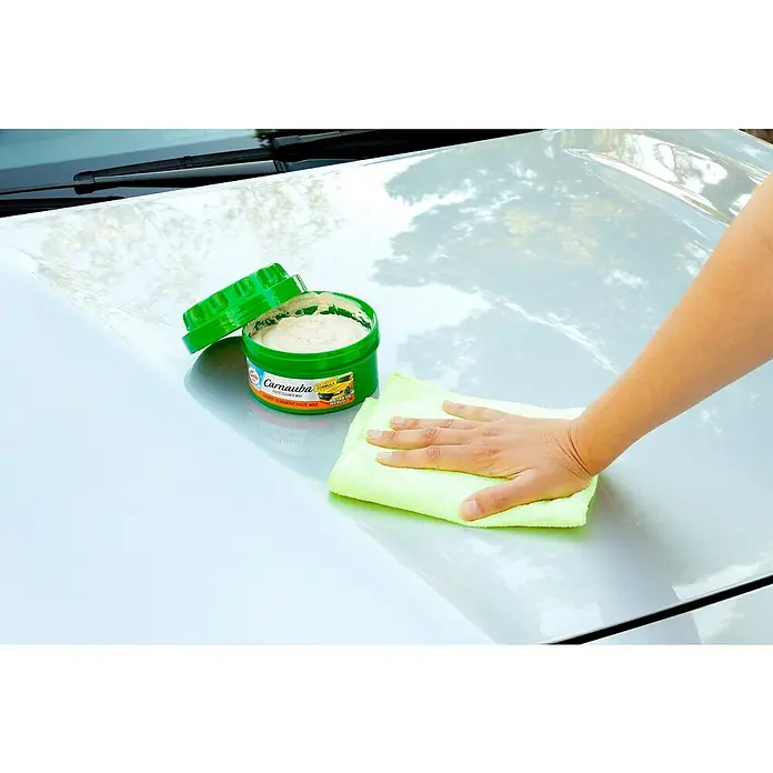 Turtle Wax Cera para pulir - 397 g - Foto ambiente