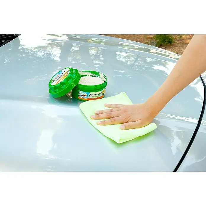 Turtle Wax Cera para pulir - 397 g - Foto ambiente