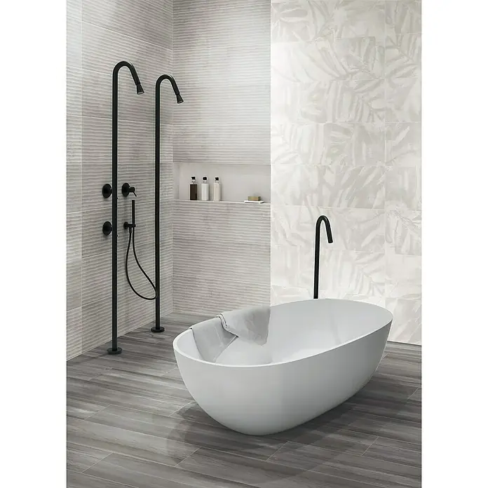 BHS Showroom Revestimiento cerámico Betton Wall Relieve Line - 30 x 90 cm, Gris, Efecto cemento - Foto ambiente