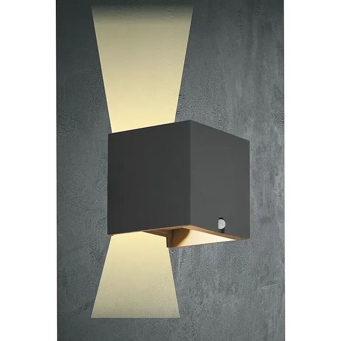 Starlux LED-Sensor-Außenwandleuchte Umea - 10 W, L x B x H: 10 x 10 x 10 cm, Anthrazit - Stimmungsaufnahme