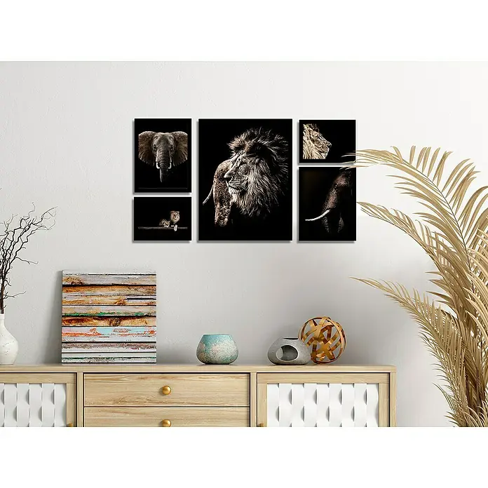 Cuadro set animales - Lion and elephant, An x Al: 77 x 44 cm - Foto ambiente