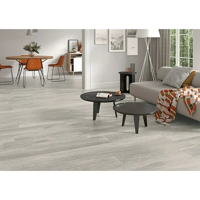 BHS Showroom Pavimento cerámico Sanford - 24 x 95 cm, Gris - Foto ambiente