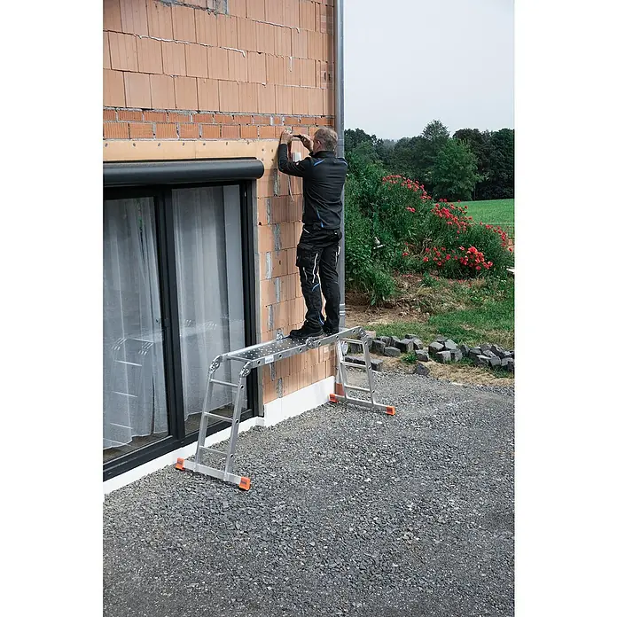 Krause Monto Gelenkleiter-Plattform - Krause Monto Sprossen-Gelenkleiter MultiMatic, L x B: 142 x 30 cm - Stimmungsaufnahme