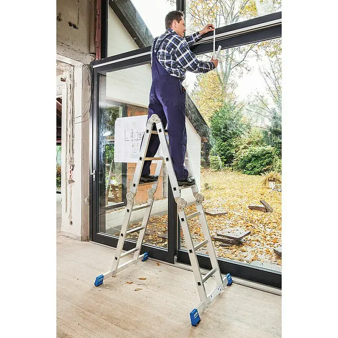 Krause Stabilo Sprossen-Gelenk-Combileiter - Arbeitshöhe: 4,4 mm, 4 x 3 Sprossen, Aluminium - Stimmungsaufnahme