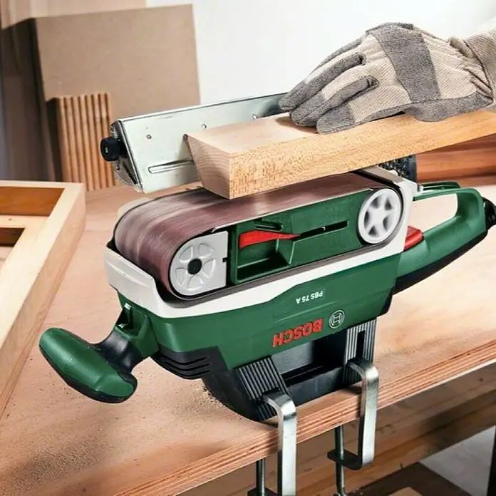 Bosch Tračna brusilica - 410 W, 710 W, 75 x 533 mm - Proizvod u upotrebi