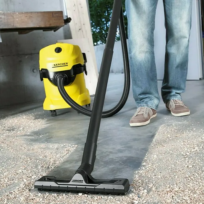 Kärcher Usisivač za mokro i suho usisavanje WD 4 - 1.000 W, 20 l - Proizvod u upotrebi