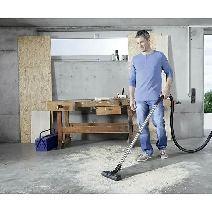 Kärcher Usisivač za mokro i suho usisavanje WD 5 - 1.100 W, 25 l - Proizvod u upotrebi