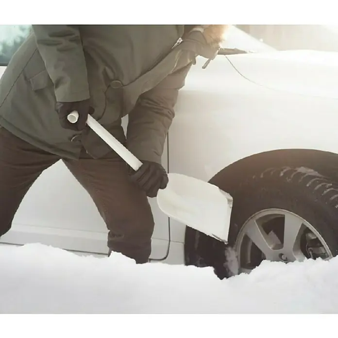 Fiskars Lopata za automobil - 63 cm - Proizvod u upotrebi