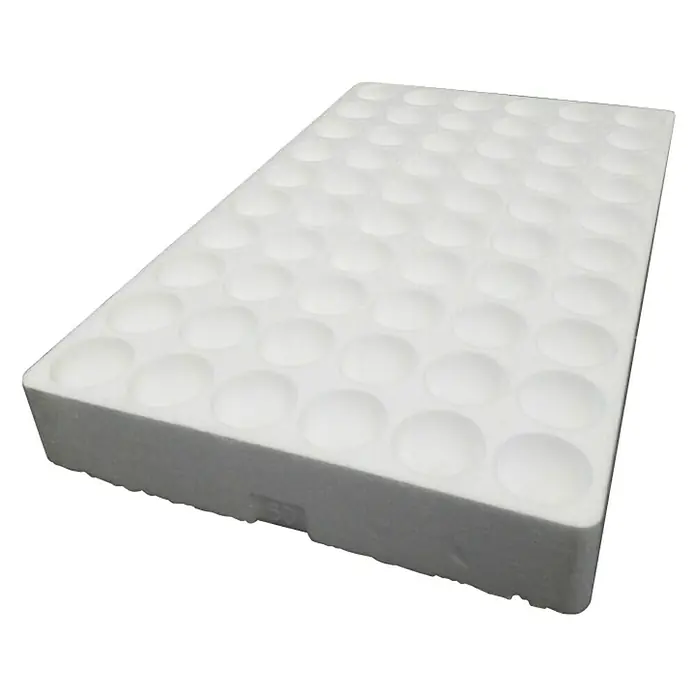 Posuda za sadnju biljaka 60 rupa - 53,2 x 32,3 x 6 cm - Dijagonalni pogled