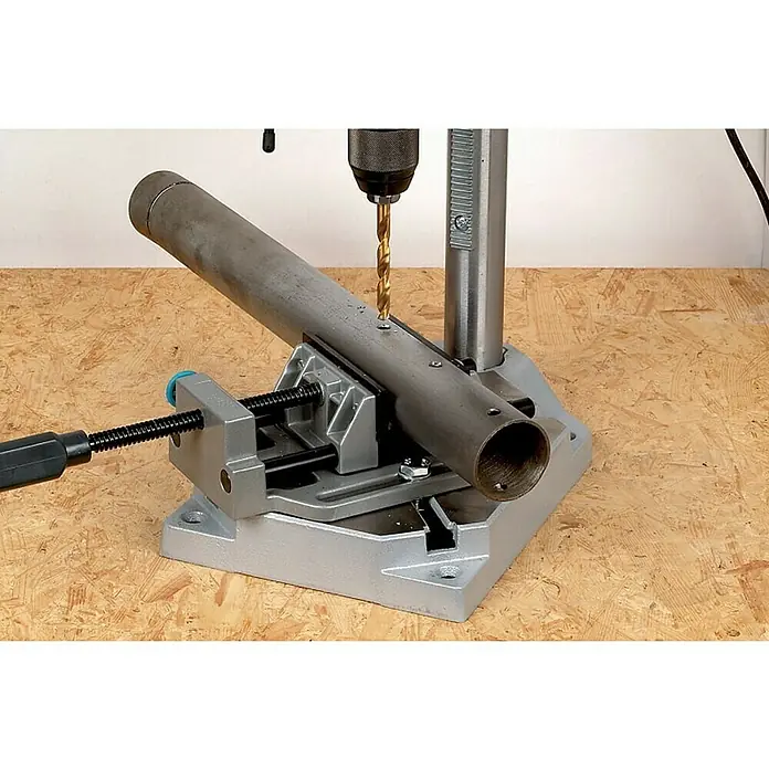 Wolfcraft Soporte de taladro - 307 x 203 x 570 mm - Producto en uso