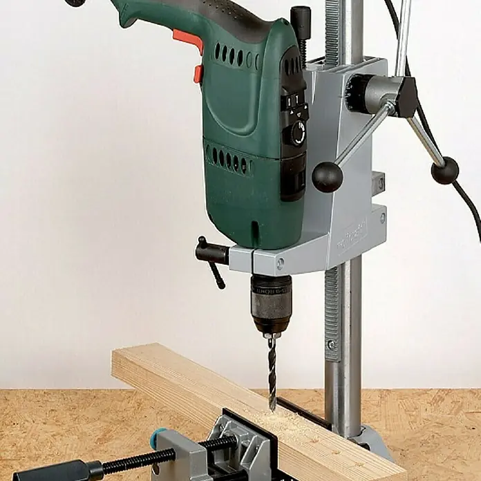 Wolfcraft Soporte de taladro - 307 x 203 x 570 mm - Producto en uso