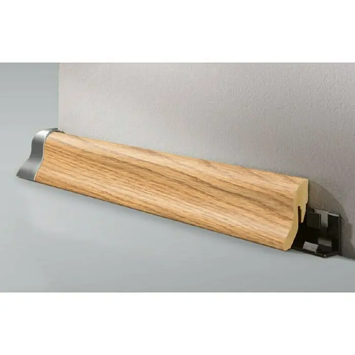 LOGOCLIC Podna kutna lajsna hrast - 2,6 m x 22 mm x 40 mm - Živopisni prikaz