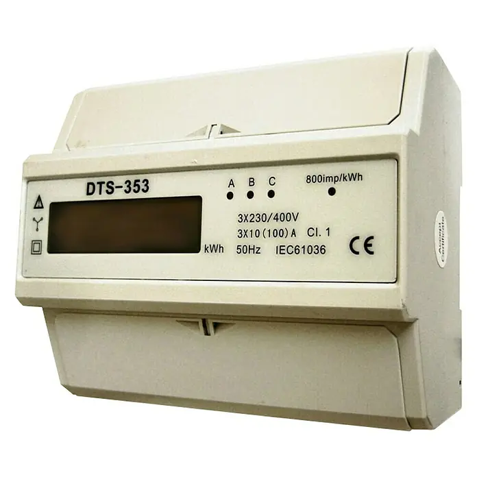 Digitalno električno kontrolno brojilo trofazno - 120 x 95 x 65 mm - Dijagonalni pogled