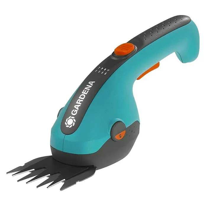 Gardena ComfortCut Akumulatorske škare za travu ClassicCut - 3,6 V, Litij-ionska, 2,5 Ah, 1 baterija - Dijagonalni pogled