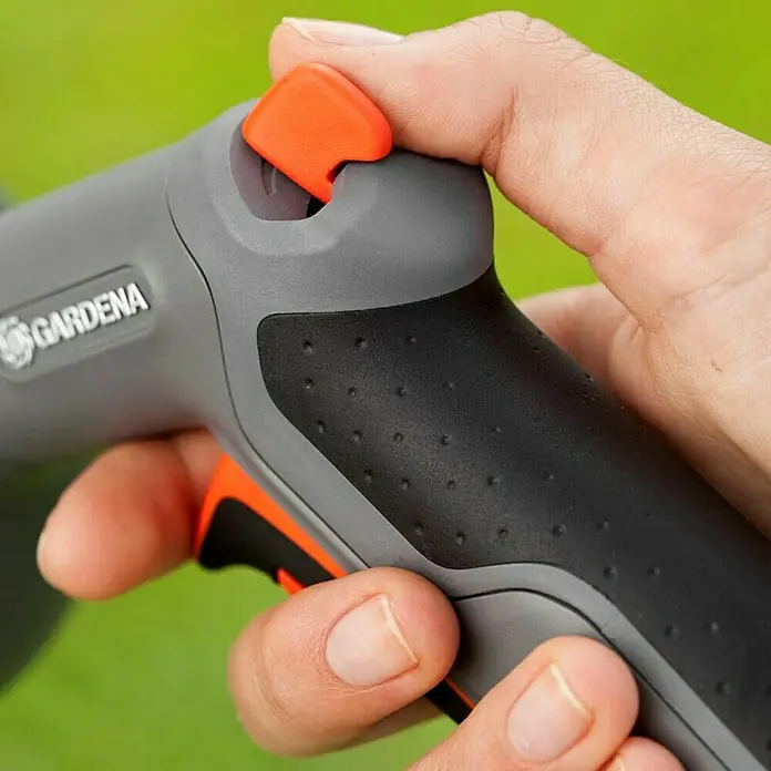 Gardena Comfort Multi prskalica - Broj mlaza za raspršivanje: 5, Metal / plastika - Proizvod u upotrebi