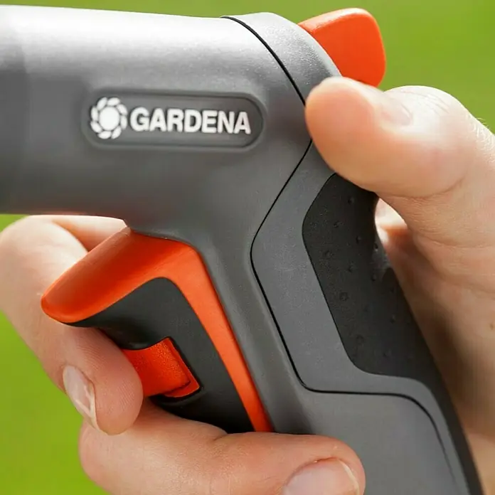 Gardena Comfort Multi prskalica - Broj mlaza za raspršivanje: 5, Metal / plastika - Proizvod u upotrebi