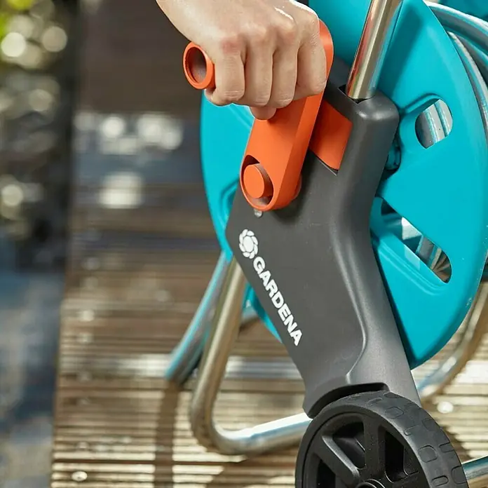 Gardena Set kolica s crijevom i prskalicom CleverRoll SS - Plastika/metal, Dužina crijeva: 20 m - Proizvod u upotrebi