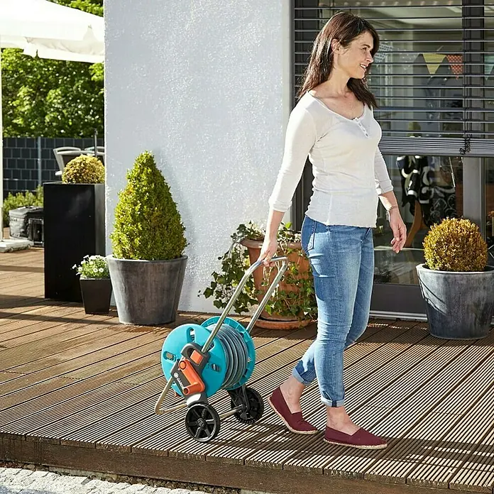 Gardena Set kolica s crijevom i prskalicom CleverRoll SS - Plastika/metal, Dužina crijeva: 20 m - Proizvod u upotrebi