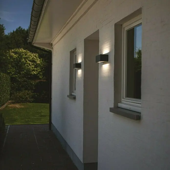 Lutec Vanjska zidna LED svjetiljka - 20 W, 10,3 x 22 x 8,5 cm, Antracit, IP54 - Živopisni prikaz