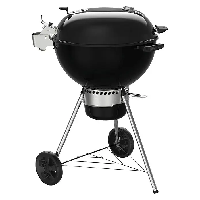 Weber Master-Touch GBS Kogelbarbecue Premium - Zwart/Zilver, Hoofdgrilloppervlak: Ø 54 cm - Diagonaal zicht