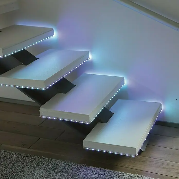 LED traka - Duljina: 3 m, Fiksiranje boje, RGB, 16 W - Živopisni prikaz