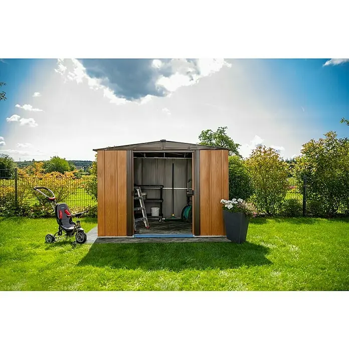 Spacemaker Gerätehaus Woodlake 8x6 - Außenbreite inkl. Dachüberstand: 253 cm, Außentiefe inkl. Dachüberstand: 181 cm, Stahl, Braun, Holzoptik - Stimmungsaufnahme