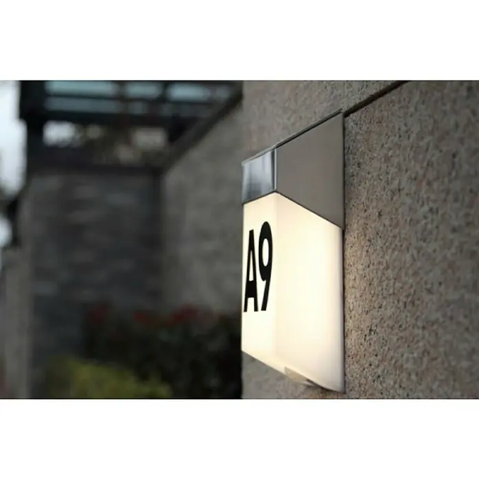 Lutec Aplique solar para exterior con sensor - Detector de movimiento, Blanco neutro, IP44 - Foto ambiente