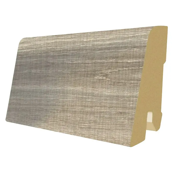 Egger Podna kutna lajsna - 2,4 m x 17 mm x 60 mm, Ravni oblik - Dijagonalni pogled